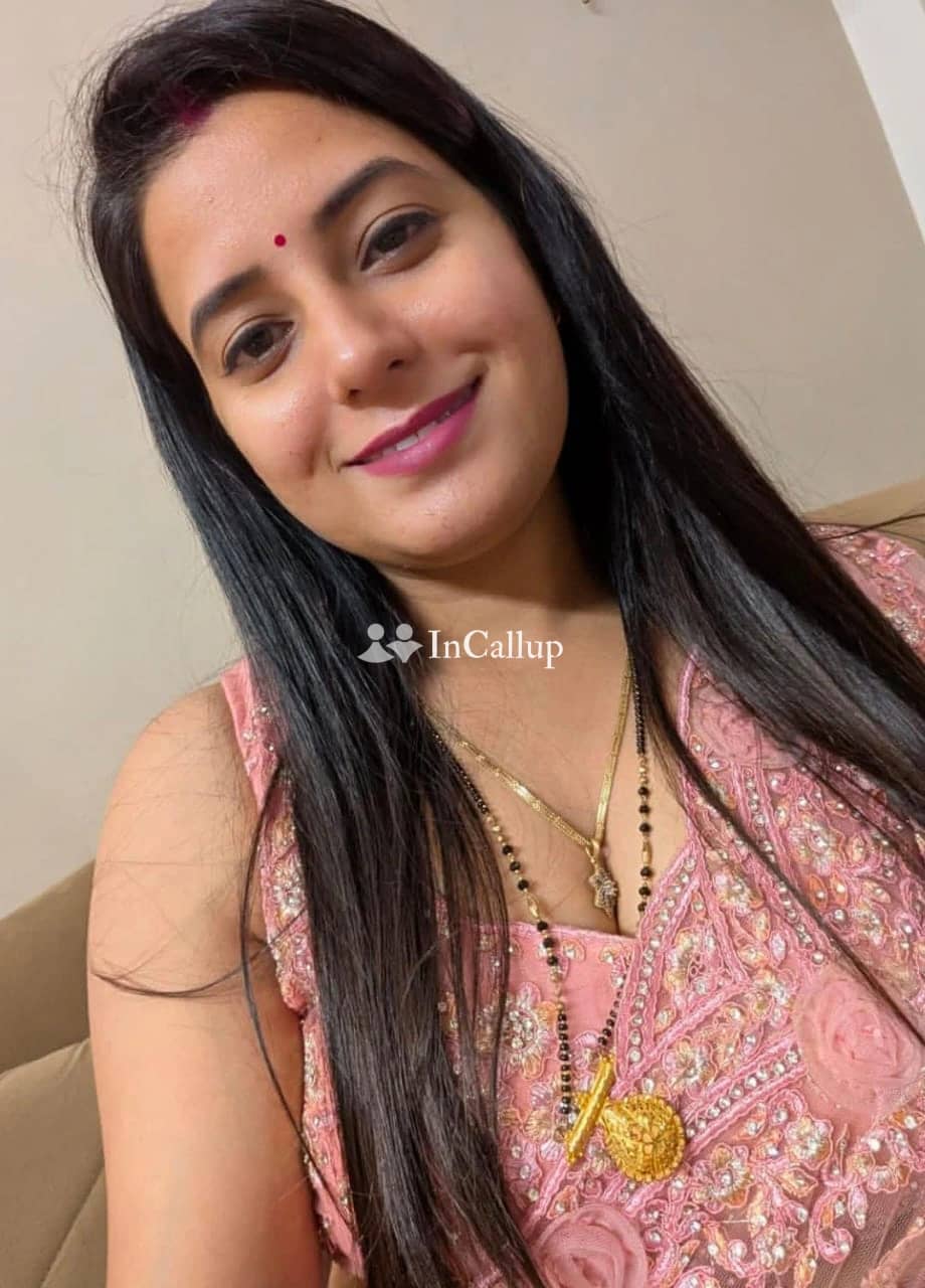 experience unforgettable moments with priya a curvy 22yearold escort in barasat ready for your wildest fantasies - Escort in barasat