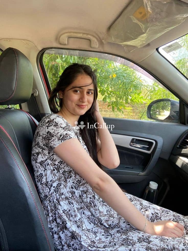 explore your wildest fantasies with rani the seductive 21yearold escort from bikaner ready to please you - Escort in bikaner