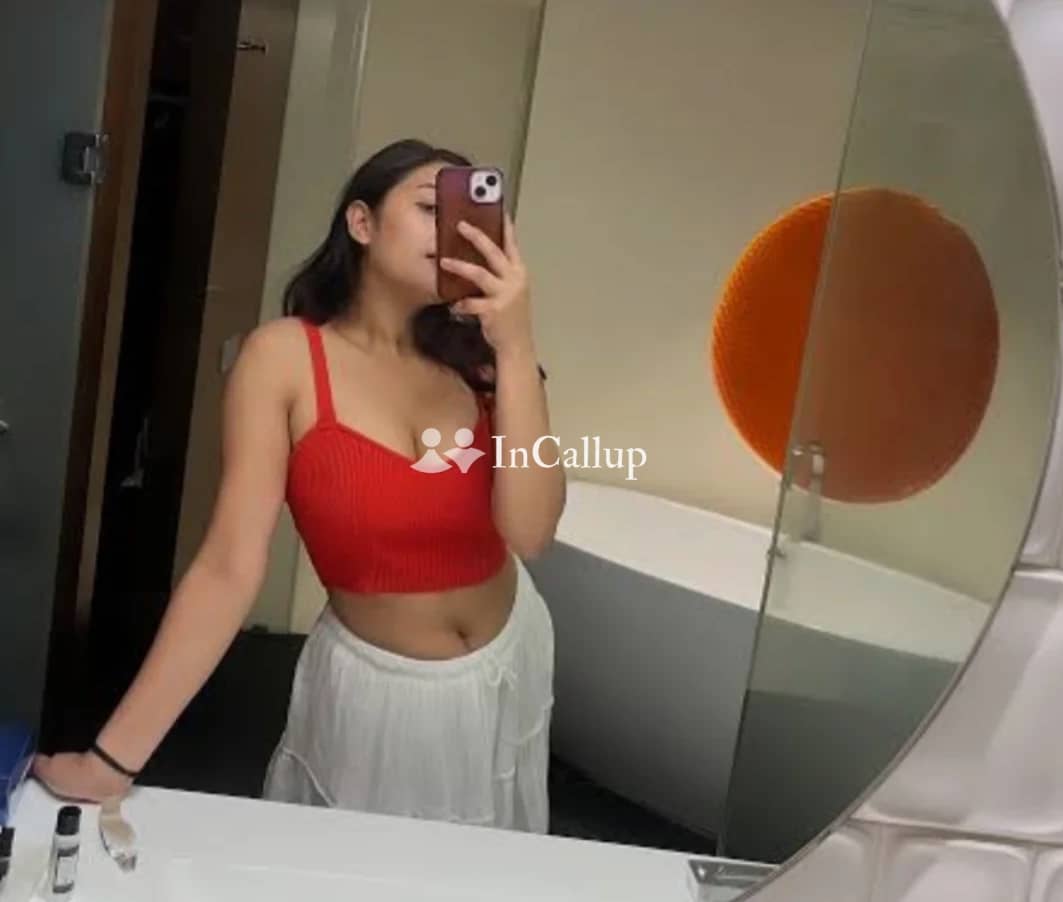 experience pure delight with curvy maya in cuttack offering unforgettable intimate encounters and fantasies - Escort in cuttack