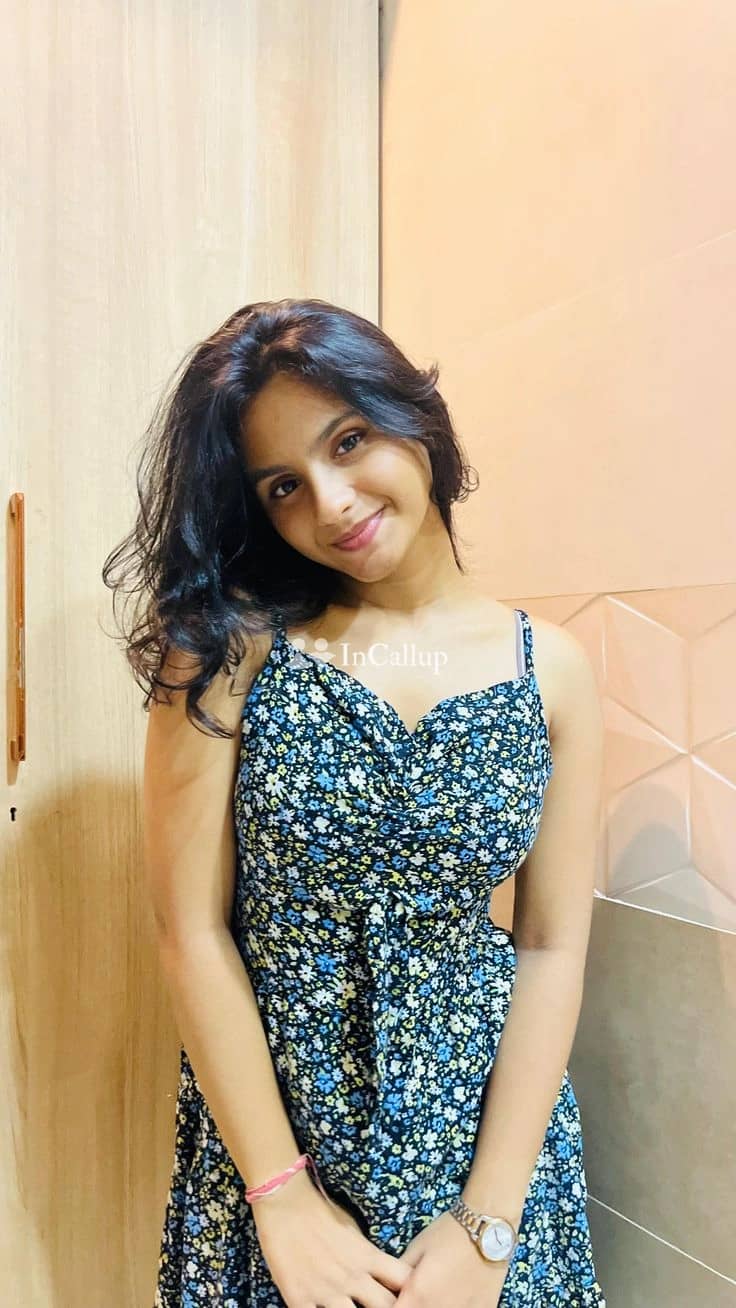 experience unforgettable moments with radhika  your perfect girlfriend in katihar 21 and ready to please - Escort in katihar