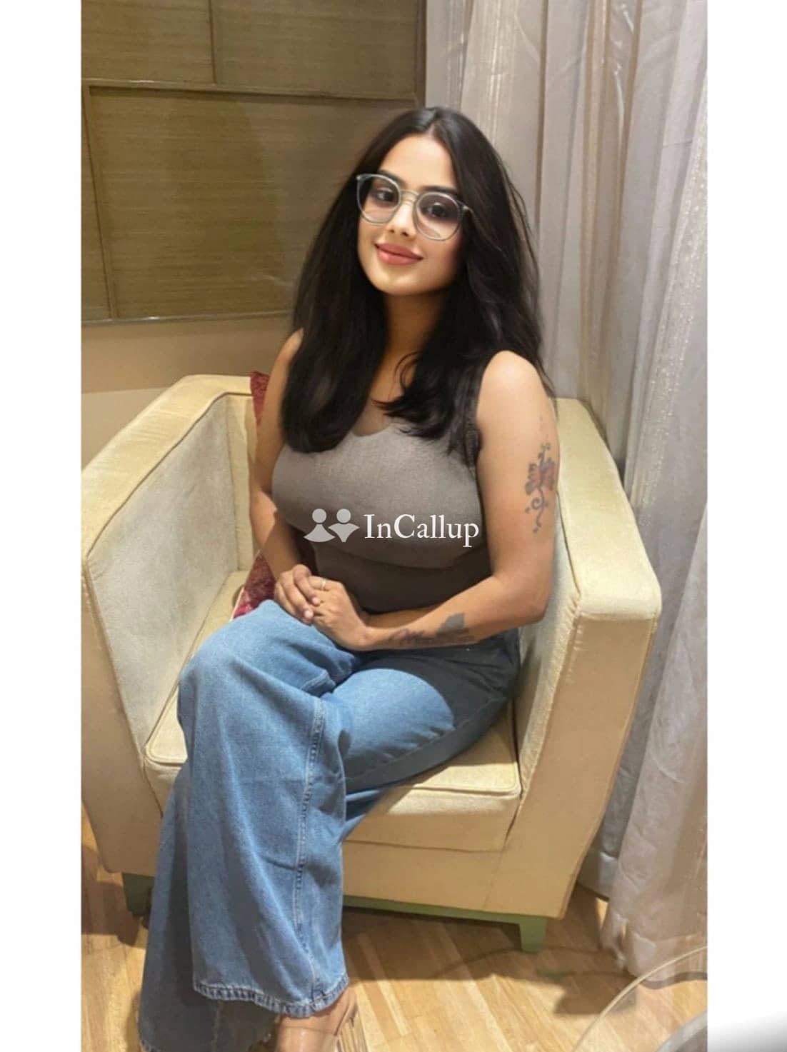 meet ruhi roy your charming 19yearold girlfriend experience in mysore with enchanting black hair and eyes - Escort in mysore