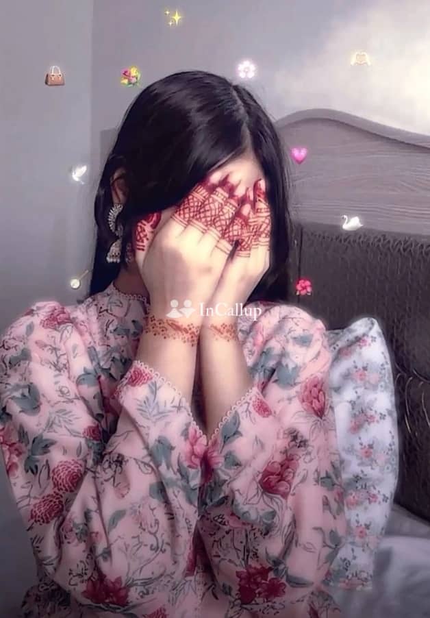 experience the allure of kajal in nashik curvy beauty with stunning auburn hair and captivating services - Escort in nashik