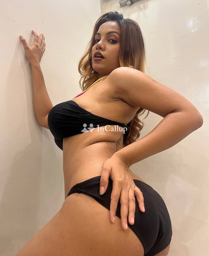 captivating nightgirls experience in okhla indulge in pleasure with a stunning 20yearold escort - Escort in okhla