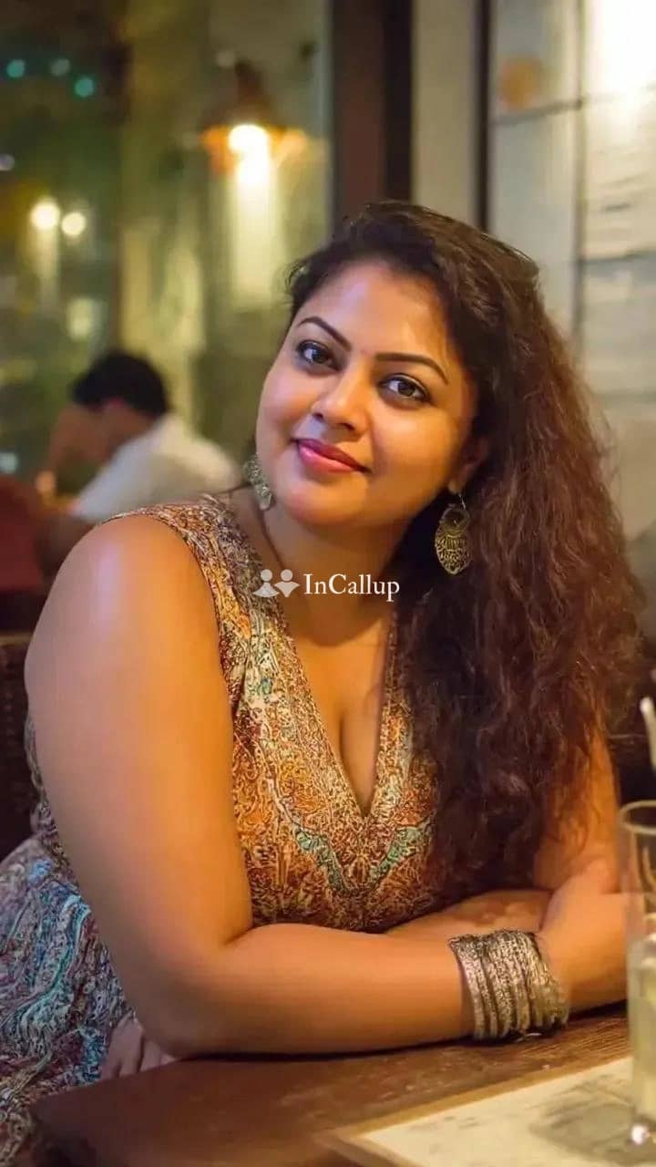 explore unforgettable experiences with a charming 21yearold brunette escort in rourkela only cash payment accepted - Escort in rourkela