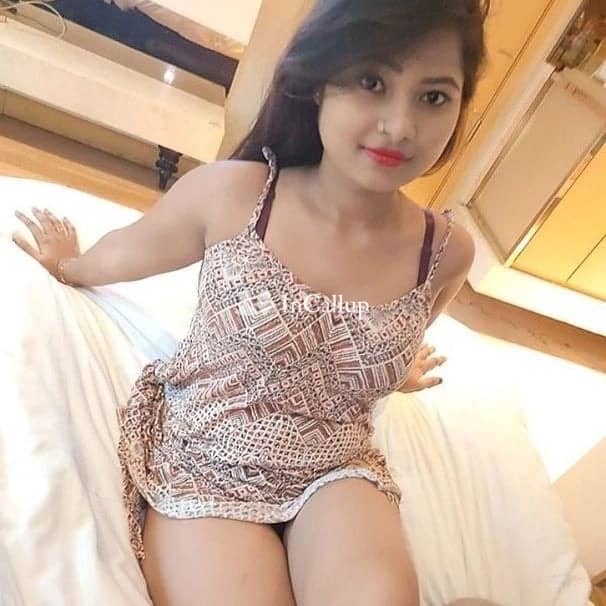 indulge in a memorable experience with pammi 19yearold curvy beauty in vadodara ready to please you - Escort in vadodara