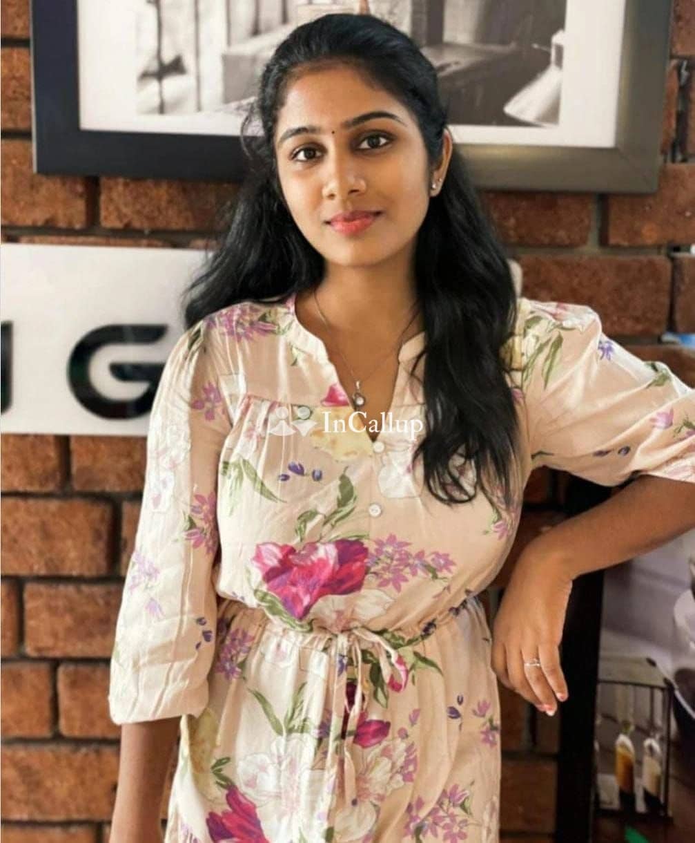 experience unforgettable moments with komal your sensual guide in vellore offering a variety of tantalizing services - Escort in vellore