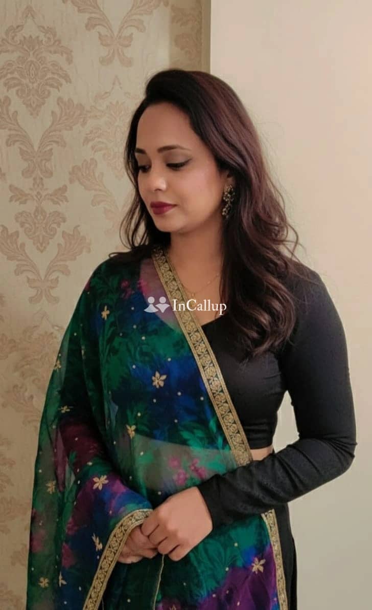 explore your deepest desires with pooja an alluring call girl in nagpur ready to fulfill your fantasies - Escort in nagpur