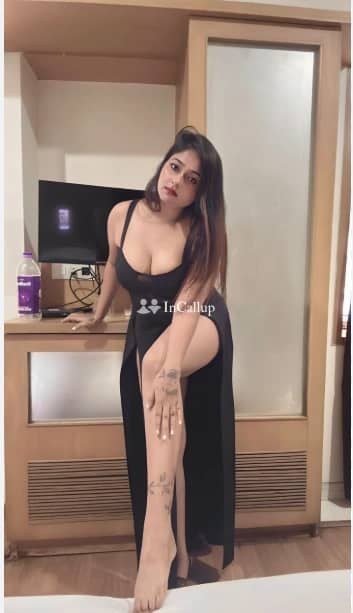 sensual girlfriend experience with 21 year old mahi in akola offering erotic massage and more - Escort in akola