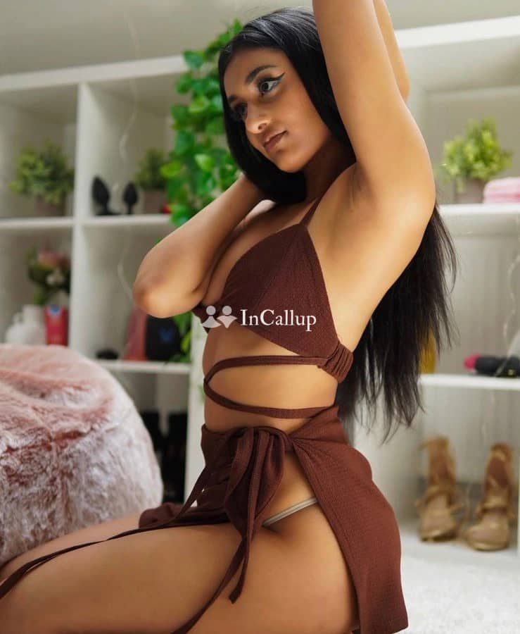 sensational 18yearold call girl in akola offering unforgettable experiences and a variety of exciting services - Escort in akola