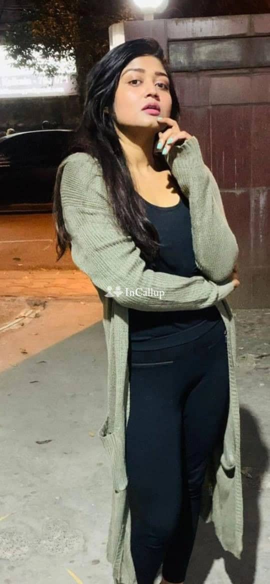 experience the enchanting company of 19yearold ruhi roy in bathinda for an unforgettable girlfriend experience - Escort in bathinda
