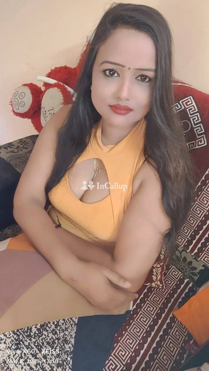 indulge in unforgettable moments with 19yearold callgirls in katihar fit blackhaired beauty awaits you - Escort in katihar
